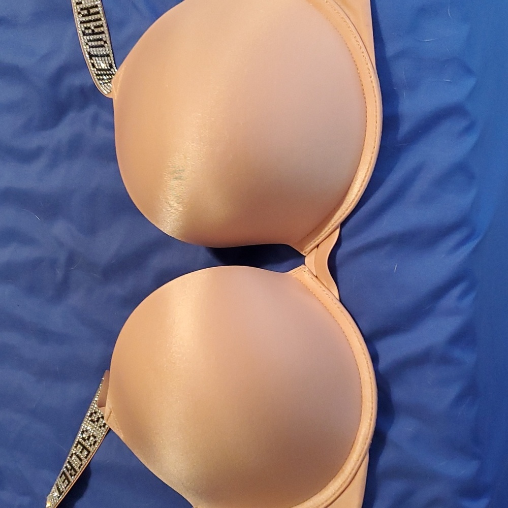 Victoria's secret shiny strap bra